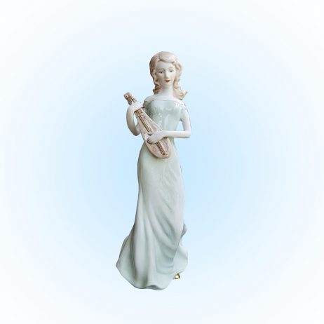 18th Store LCC - Lady in Dress with Mandolin Figurine L71273